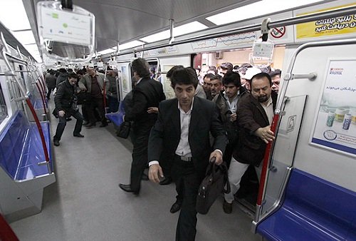 دو كلاس سواد برای متروسواری !