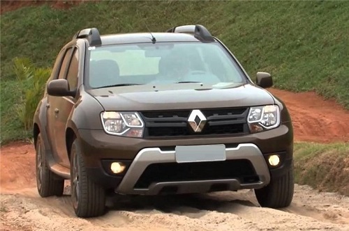 رنو داستر 4WD با جعبه دنده اتوماتیک در راه ایران + قیمت