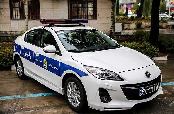سوئیچ ماشینهای جدید پلیس در دست شهردار تهران
