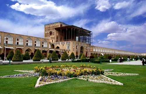 گزارش هفتهنامه اکسپرس فرانسه درباره ایران