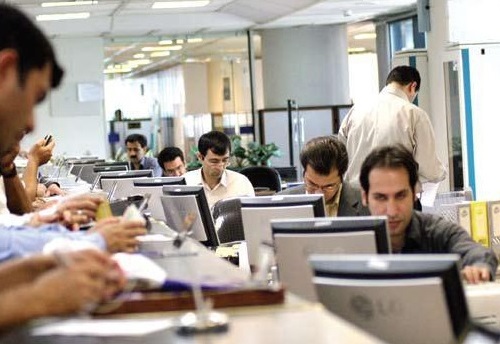ورود 800 هزار نیروی اضافی به سیستم اداری کشور