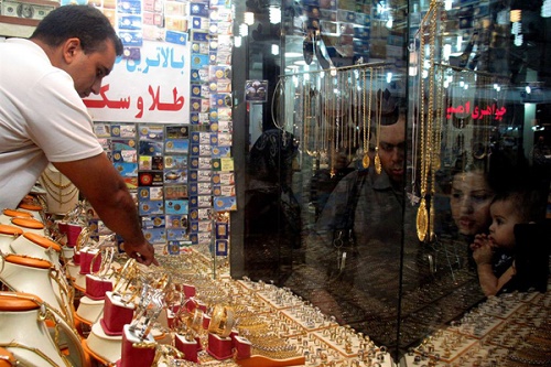 سکه و طلا در بازار ایران به پرواز درآمدند