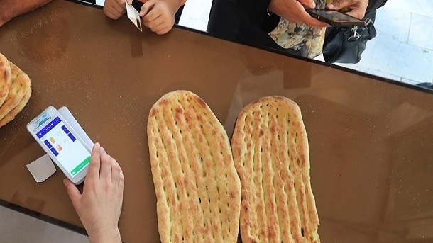 تراکنش‌های فروش نان، تعیین کننده سهمیه آرد نانوایان