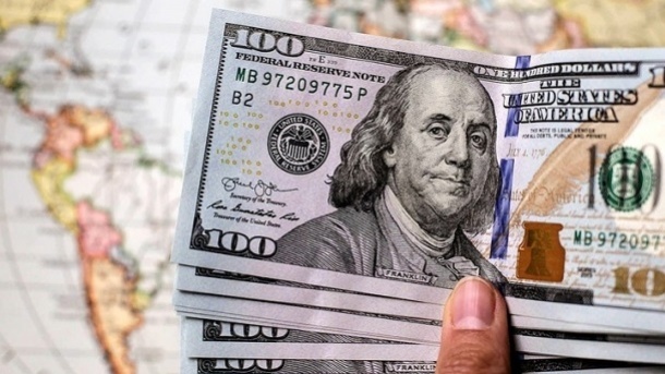 دلار 28500 تومانی آب می‌شود