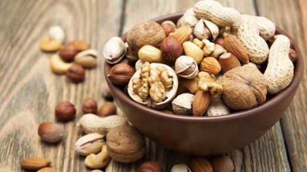 هر دانه پسته 1700 تومان !