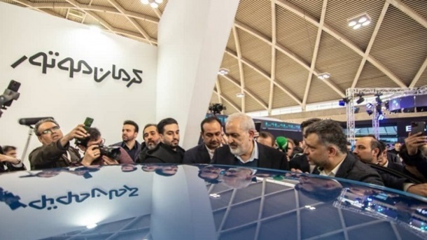 بازدید وزیر صمت از خودرو ایگل کرمان موتور