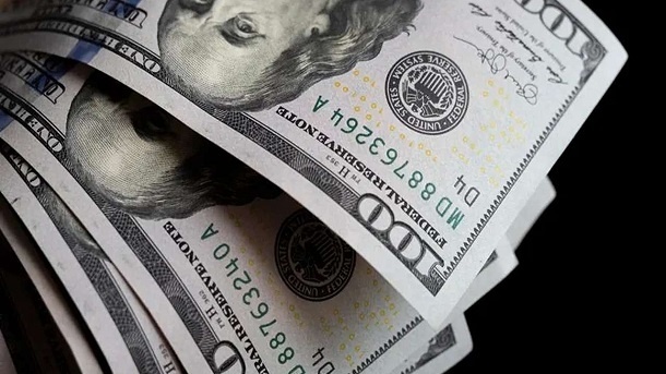 عوامل موثر در کاهش قیمت دلار 