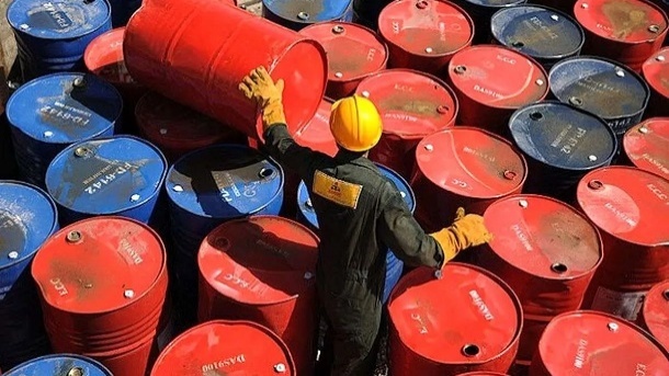 بهای نفت در بازارهای جهانی