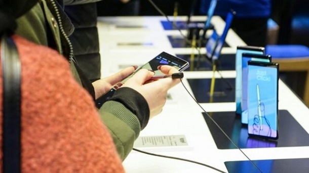 معرفی 4 گوشی کاربردی با قیمت اقتصادی