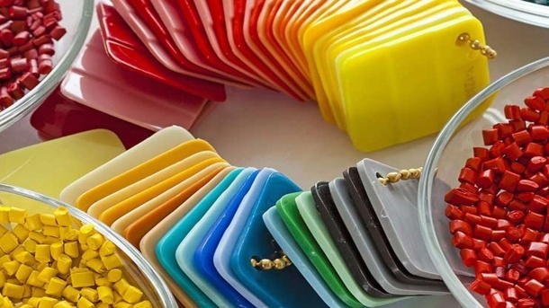 چرا پلاستیک اینقدر پرکاربرد است؟