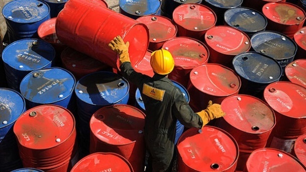 بهای نفت در بازارهای جهانی