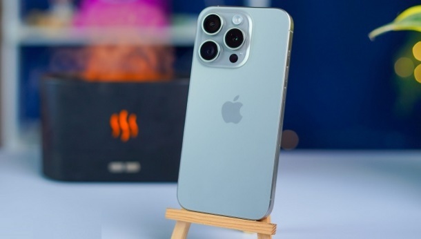 قیمت جدید گوشی های موبایل اپل آیفون در بازار