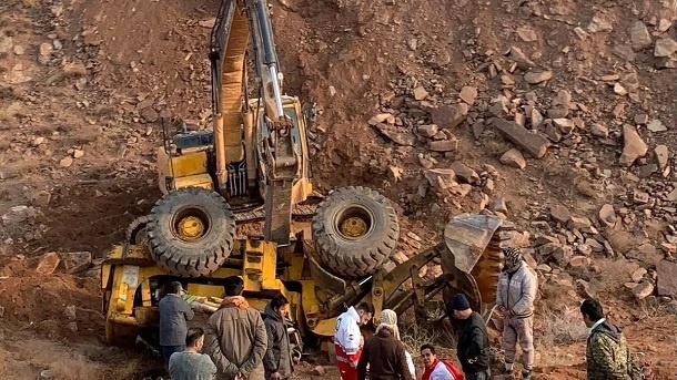 مرگ راننده زیر لودر