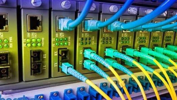 هزینه  اینترنت و فیبر نوری چقدر است؟