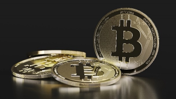 ارزش بیت‌کوین به رکورد بالای 70 هزار دلار رسید