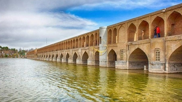 برداشت آب صنایع از زاینده‌رود صفر می‌شود