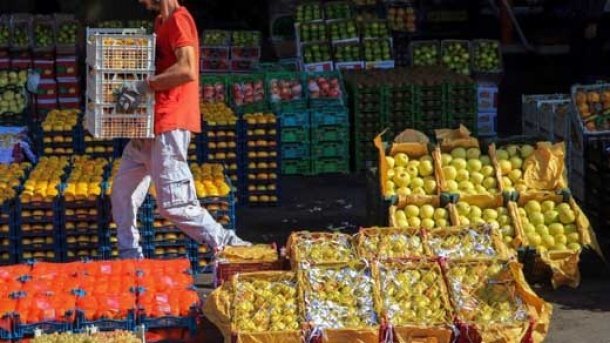 عرضه سیب و پرتقال تنظیم بازاری از امروز