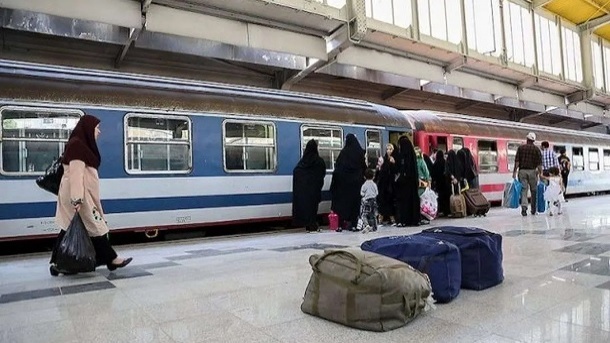 فروش بلیت قطارهای مسافری برای نیمه دوم فروردین