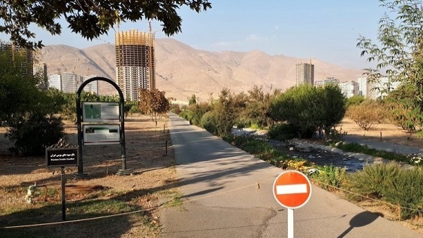 مرتفع سازی حاشیه باغ گیاه شناسی متوقف شد