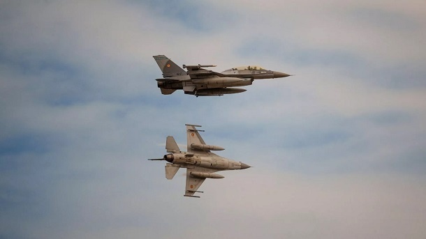 اولین نبرد هوایی بین یک جنگنده هوش مصنوعی و انسان