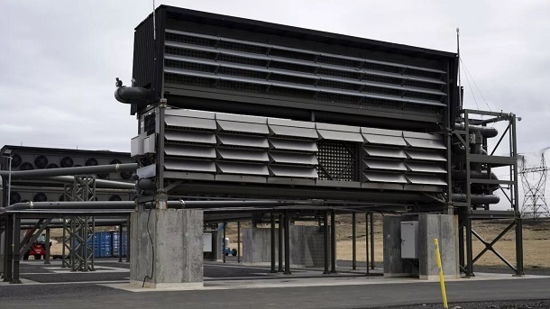 بزرگترین دستگاه مکنده کربن جهان 