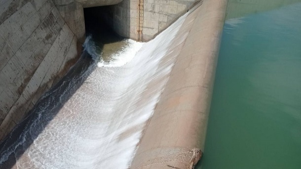 سد نهند تبریز سرریز شد