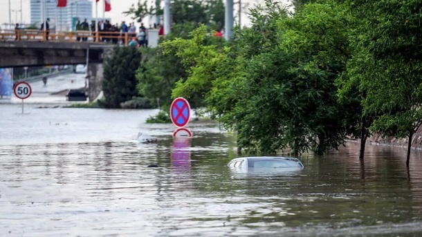 سيل در کمین تهران هم هست