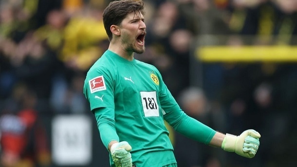 فهرست 10 دروازه‌بان گران قیمت جهان