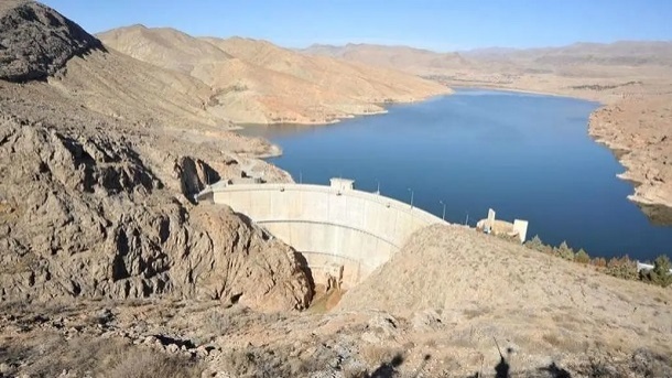 خروج آب از سدها 10 درصد افزایش یافت