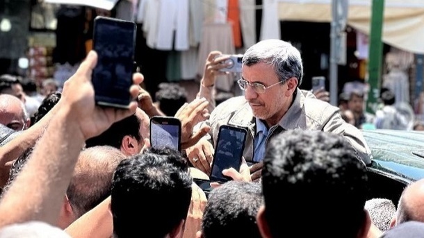 دفتر احمدی نژاد: از هیچ کاندیدایی حمایت نمیکنیم