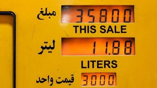 اظهارات پوپولیستی درباره قیمت بنزین