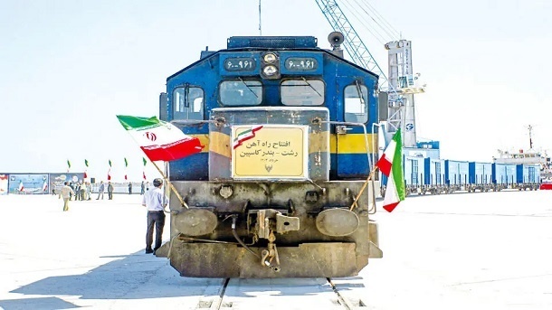 گره ناگشودنی راه آهن رشت - آستارا