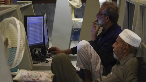 پاکستان در یک قدمی دریافت وام 7 میلیارد دلاری