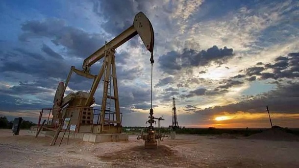 بهای نفت در بازارهای جهانی