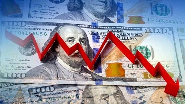 قیمت دلار در یک موقعیت جدید