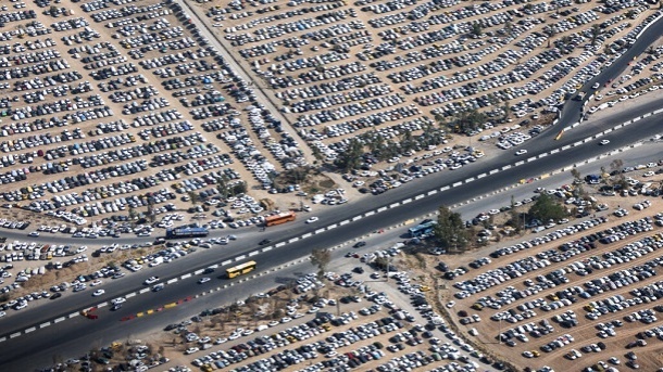 قیمت مصوب پارکینگ های اربعین در مرز مهران اعلام شد