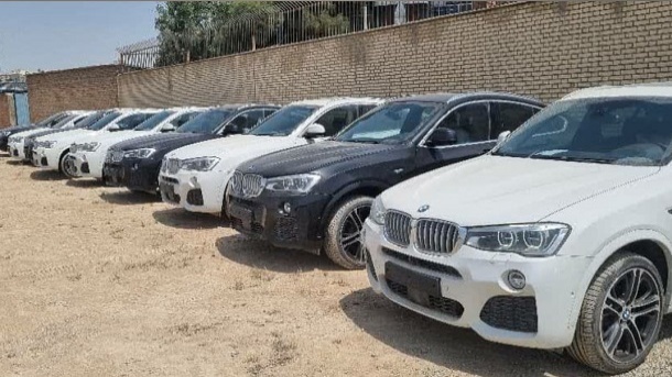 کشف 14 بامو قاچاق از پارکینگ یک منزل در تهران