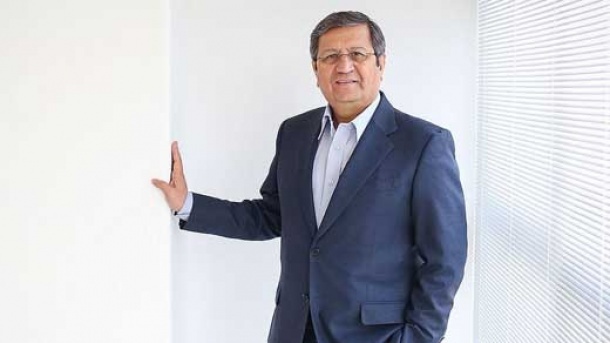 همتی گزینهای برای وزارت اقتصاد شد