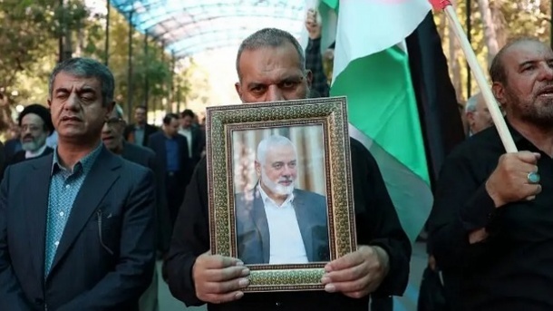 روزنامه جمهوری اسلامی: تلویزیون دائما از انتقام خون هنیه می‌گوید