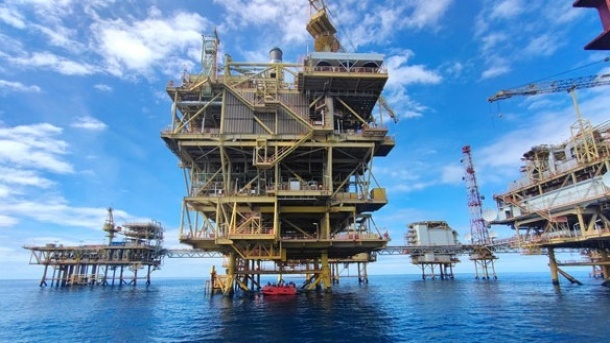 افزایش تولید و فروش نفت ایران ادامه دارد