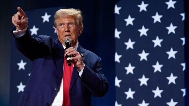 ترامپ: اسرائيل باید به تاسیسات هستهای ایران حمله کند