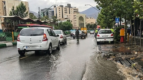 توصیههای پلیس به مردم تهران در روزهای بارانی