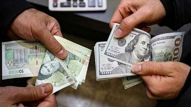 افزایش نرخهای رسمی و غیررسمی دلار
