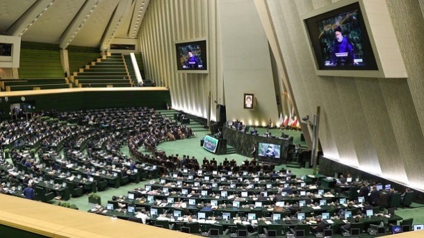 دریافت هدایای شخصی توسط شهرداران ممنوع شد