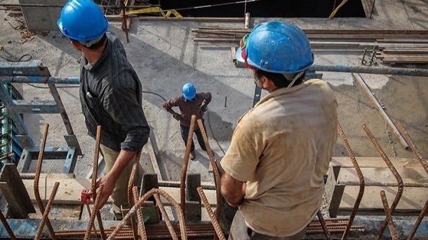 سنوات به کارگر با سابقه کمتر از یک سال تعلق میگیرد؟