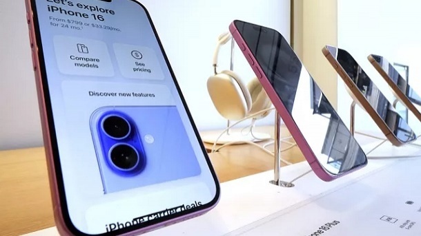 اپل از جدیدترین مدل گوشی آیفون خود رونمایی میکند