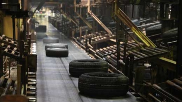 لاستیک های دولتی هم مشتری ندارد!