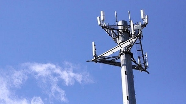 نگران تشعشعات دکلهای مخابراتی نباشید