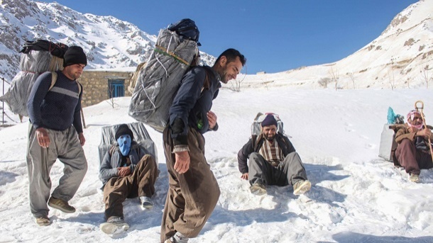 كولبرهايی كه منتظر كولاكند تا از مرز بگذرند