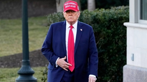 تعرفه‌های 25 درصدی ترامپ بر کانادا و مکزیک